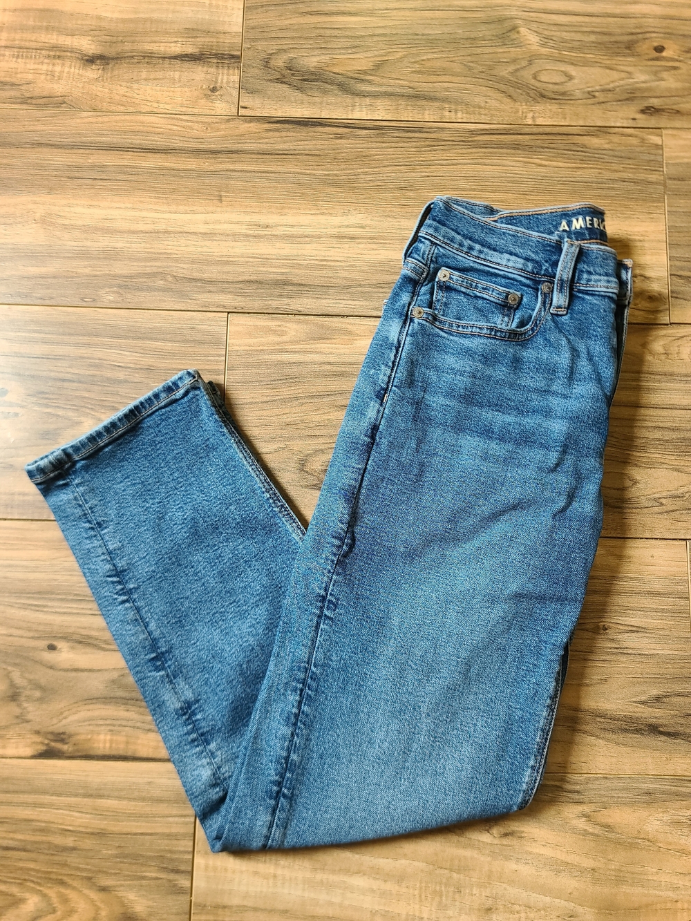 American Eagle Outfitters Women’s Blue 90s Straight Jeans Size 2 Short High Rise